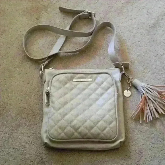 STEVE‎ MADDEN BEIGE QUILTED CROSSBODY BAG - Picture 1 of 15